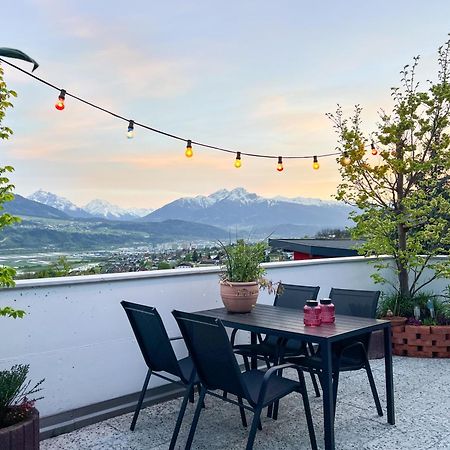 شقة Sunny Mountain Loft - Terrace & Garden Thaur المظهر الخارجي الصورة